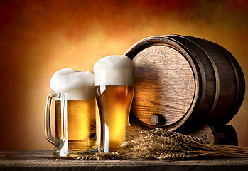 Image showing Beer and barrel