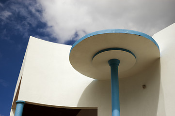 Image showing Modern villa