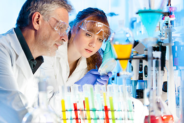 Image showing Health care professionals in lab.