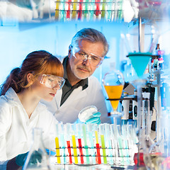 Image showing Health care professionals in lab.