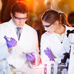 Image showing Health care professionals working in laboratory.