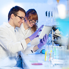 Image showing Health care professionals in lab.