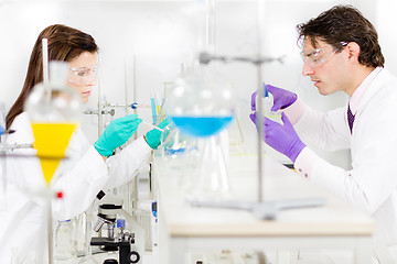 Image showing Health care professionals in lab.