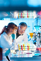 Image showing Health care professionals in lab.