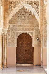 Image showing Arabian Door in Alhambra