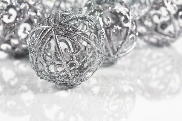 Image showing Silver balls on white background