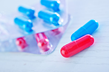 Image showing color pills