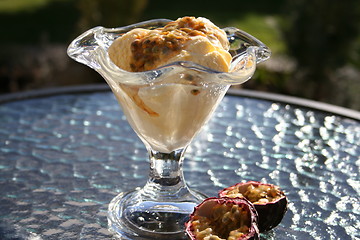 Image showing Ice-cream with passion fruit