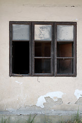 Image showing Old wooden windows