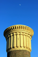 Image showing Column