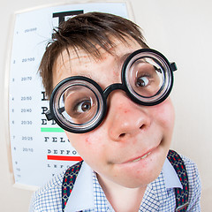 Image showing Person wearing spectacles in an office at the doctor