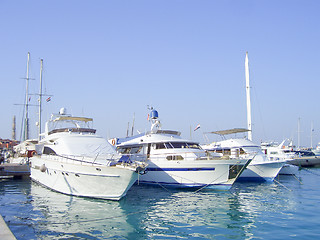 Image showing white yacht 