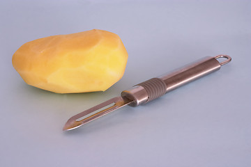 Image showing Peeled potato