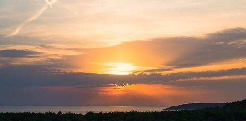 Image showing Coastline with horizon and sky