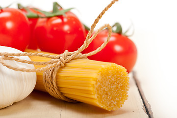 Image showing Italian basic pasta ingredients