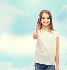 Image showing girl in blank white t-shirt showing thumbs up