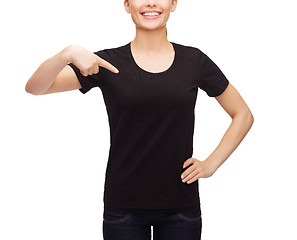 Image showing woman in blank black t-shirt