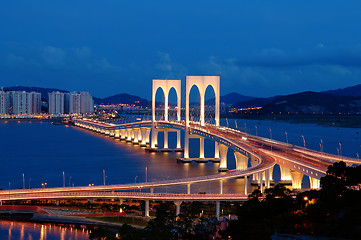 Image showing Night of bridge