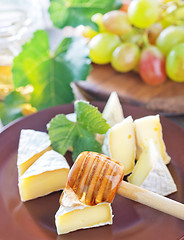 Image showing cheese with grape