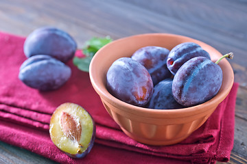 Image showing plums