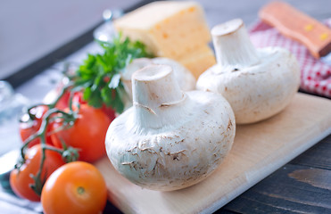 Image showing mushroom and tomato with cheese