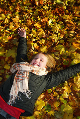 Image showing Girl in a fall park