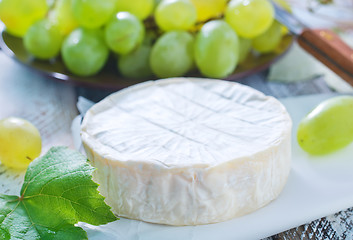 Image showing cheese and grape