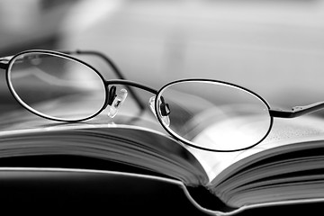 Image showing Black and White - Glasses and the Magazine