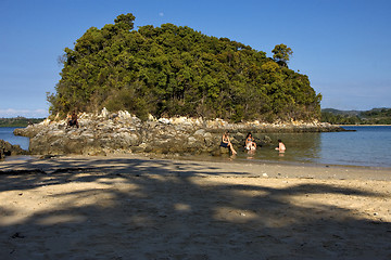 Image showing rocks and water in mamoko isle