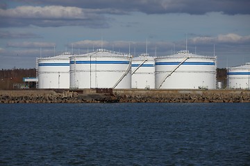 Image showing Oil Port
