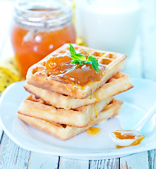 Image showing waffles with apricot jam 