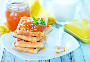 Image showing waffles with apricot jam 