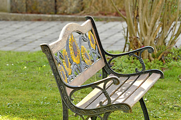 Image showing park bench in a garden