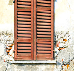 Image showing    varano palaces italy   abstract  sunny day     