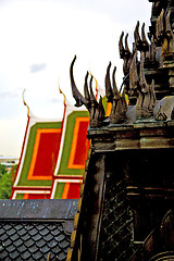 Image showing roof  gold    temple   in   bangkok  of the temple 