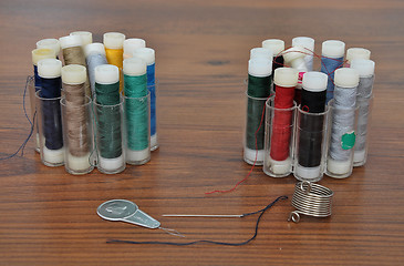 Image showing Needle, thread, twine and threader