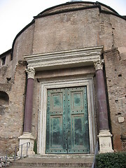 Image showing Building in Foru Romanum