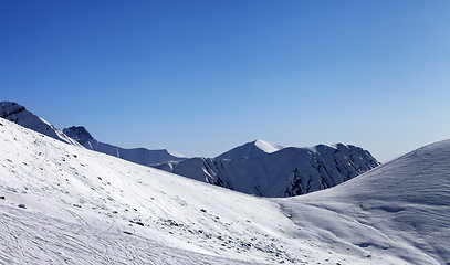 Image showing Off-piste slope at nice sunny day