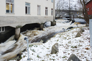 Image showing water below the house