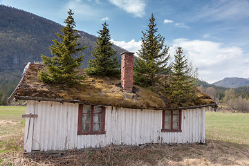 Image showing Small building in Norway mountain.