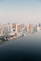 Image showing view from infinity edge pool to bangkok city