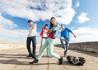 Image showing group of teenagers dancing