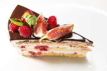 Image showing cake with chocolate, fig and raspberry