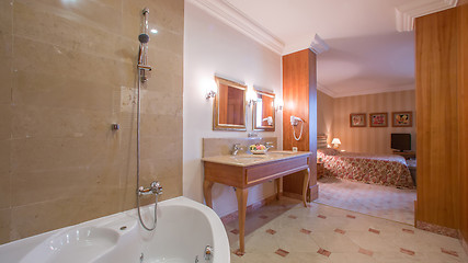 Image showing luxury bathroom interior