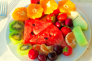 Image showing Fruit dessert, diverse fruits and berries.