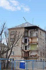 Image showing Collapse of a corner of the inhabited five-floor house. Tyumen, 