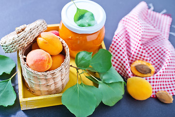 Image showing apricots and jam