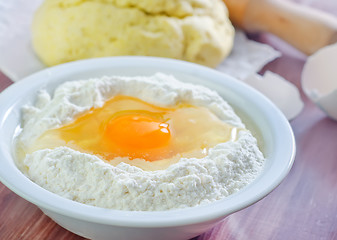 Image showing flour and eggs