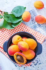 Image showing apricots