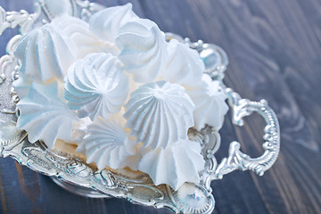 Image showing meringues